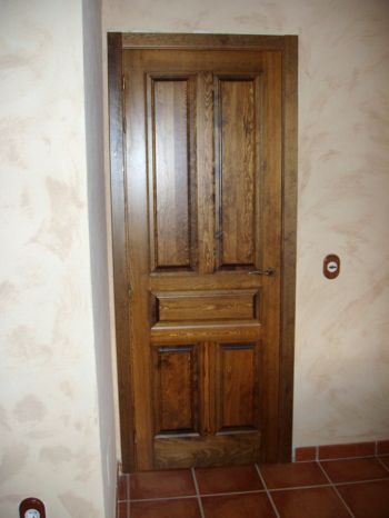 puerta de cuarto hecha Carpintería Arce